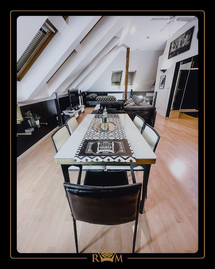 Rm Luxury Apartment In Prague • 6 People • Free Parking • Pets エクステリア 写真