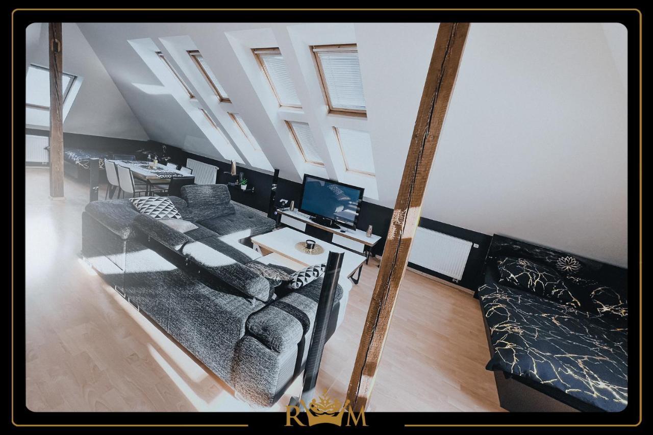 Rm Luxury Apartment In Prague • 6 People • Free Parking • Pets エクステリア 写真