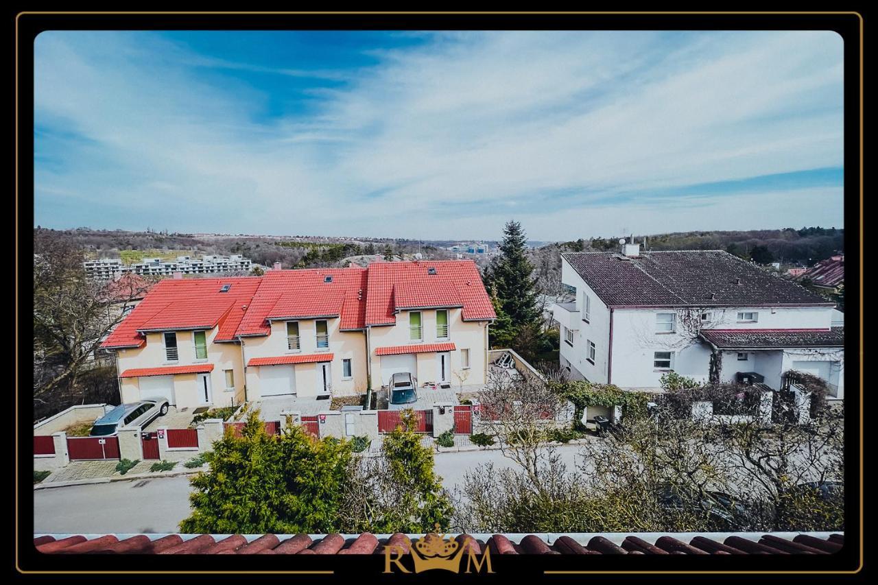 Rm Luxury Apartment In Prague • 6 People • Free Parking • Pets エクステリア 写真